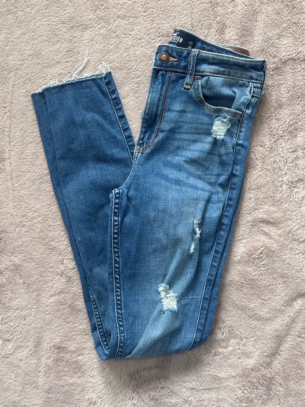 Hollister Women's Light Blue Distressed Skinny Jeans